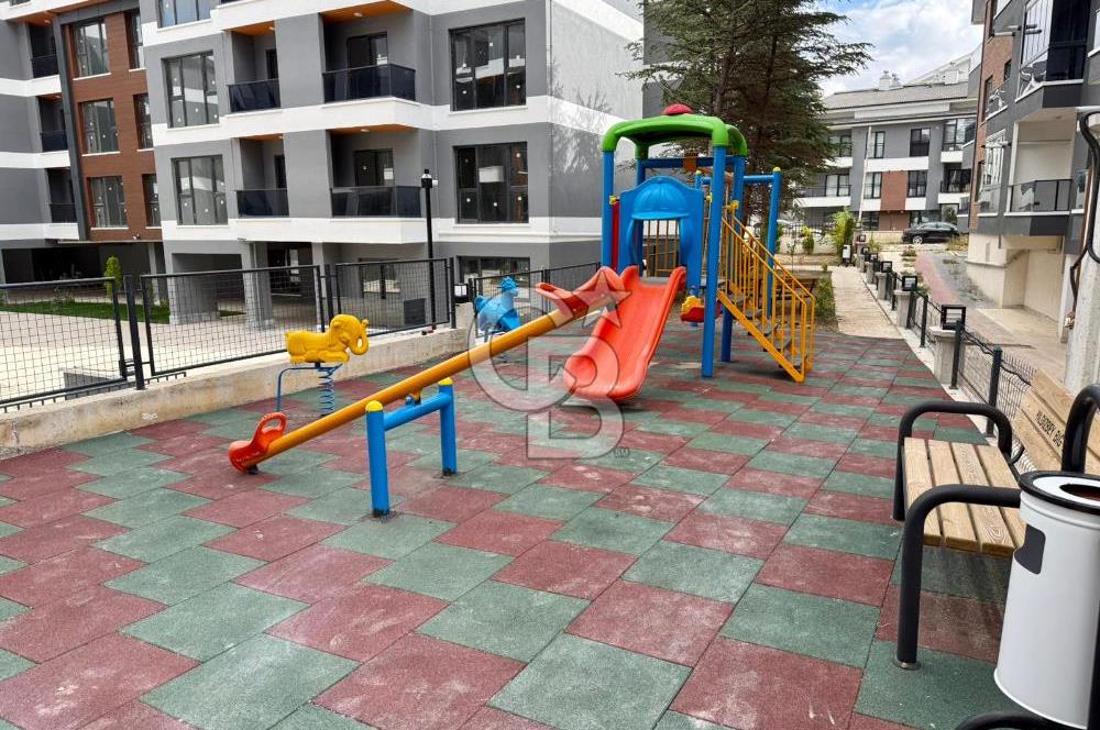 SİTE İÇİNDE LÜX İSKANLI OTURUMA HAZIR MERKEZİ KONUM 1+1 DAİRE