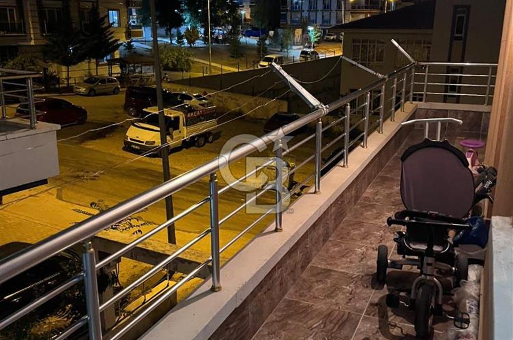 CADDE YANI ARA KAT GÜNEY CEPHE MASRAFSIZ ACİL 3+1 DAİRE