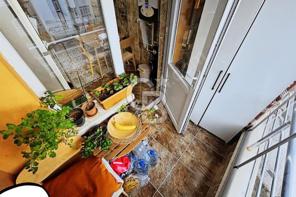 CADDE YANI ARA KAT GÜNEY CEPHE MASRAFSIZ ACİL 3+1 DAİRE