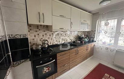 İstasyon Mah. 80 m², 2+1, Yapılı, Kiralık, Yüksek Giriş(Ara Kat)