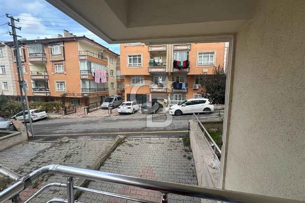 İstasyon Mah. 80 m², 2+1, Yapılı, Kiralık, Yüksek Giriş(Ara Kat)