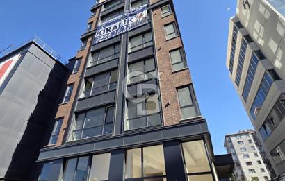 Sahrayıcedit E5'te Sıfır Binada Satılık Ofis Katı 185m² Brüt