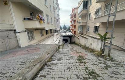 İstasyon Mah. 80 m², 2+1, Yapılı, Kiralık, Yüksek Giriş(Ara Kat)