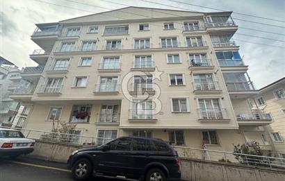 İstasyon Mah. 80 m², 2+1, Yapılı, Kiralık, Yüksek Giriş(Ara Kat)