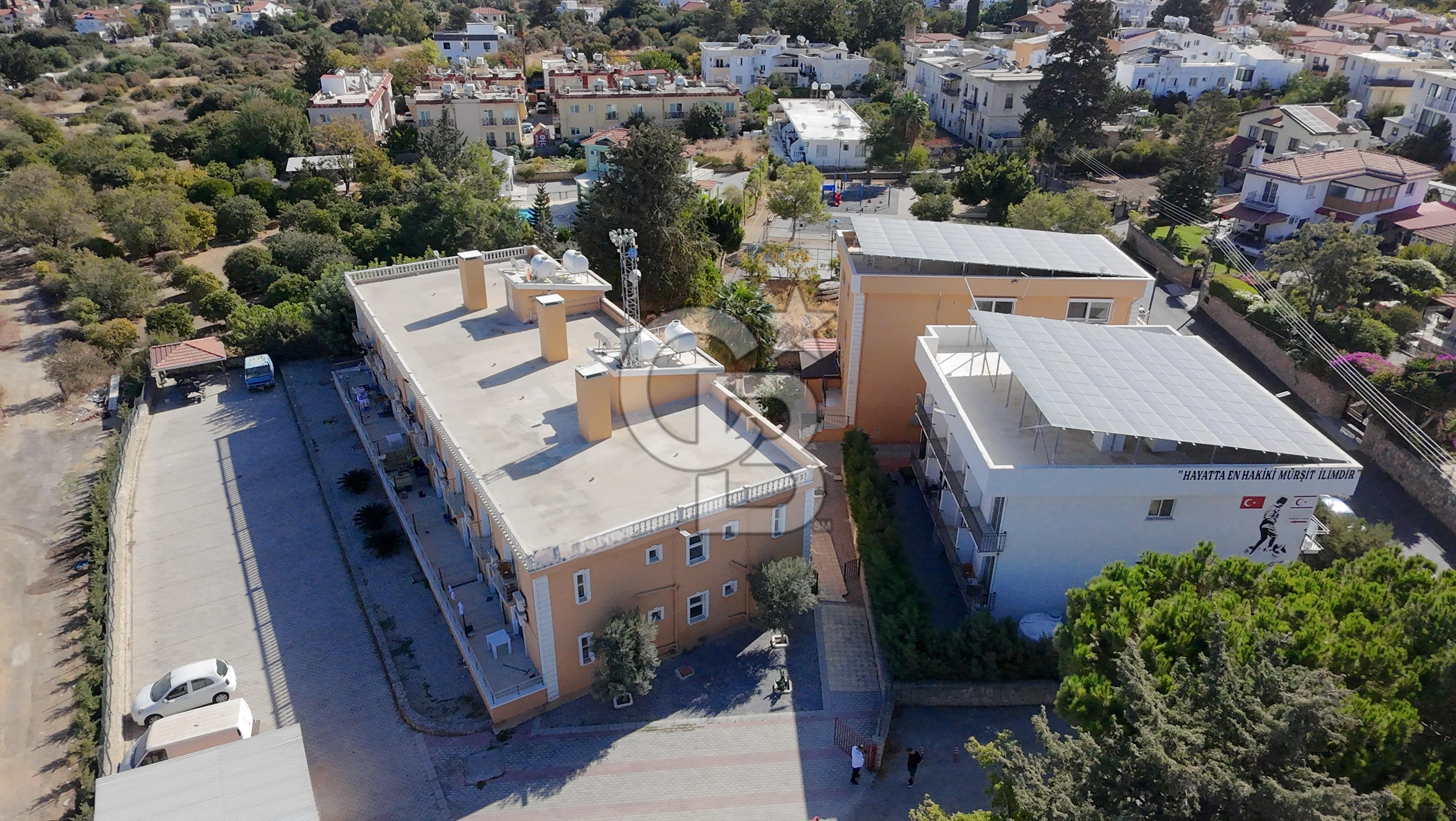 K.K.T.C–GİRNE–MERKEZ’DE AIRBNB YE UYGUN 48 ODALI APART