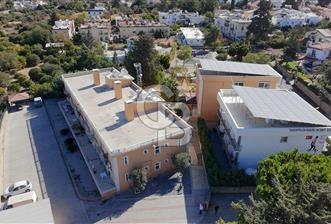 K.K.T.C–GİRNE–MERKEZ’DE AIRBNB YE UYGUN 48 ODALI APART