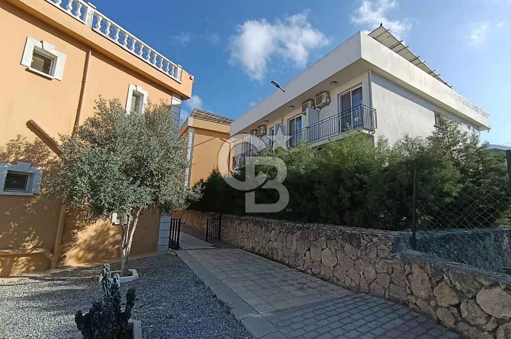 K.K.T.C–GİRNE–MERKEZ’DE AIRBNB YE UYGUN 48 ODALI APART