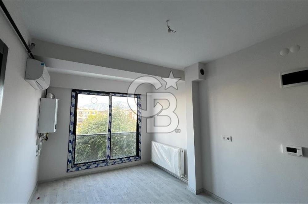 Muradiye Pazar Yeri Yakınında Rainbow Apt. 1+1 Kiralık Daire