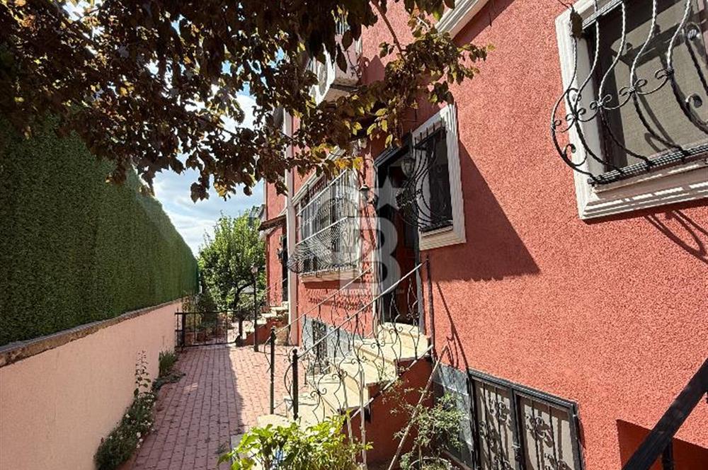 Florya Adakalede 4+2 Triplex 200m² Müstakil Girişli Kiralık