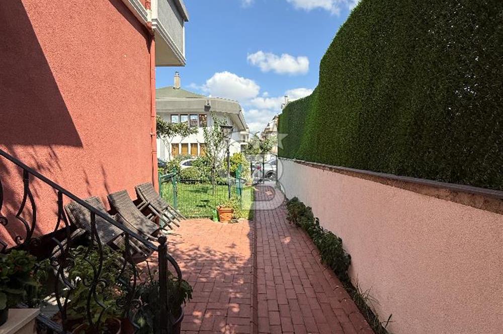 Florya Adakalede 4+2 Triplex 200m² Müstakil Girişli Kiralık