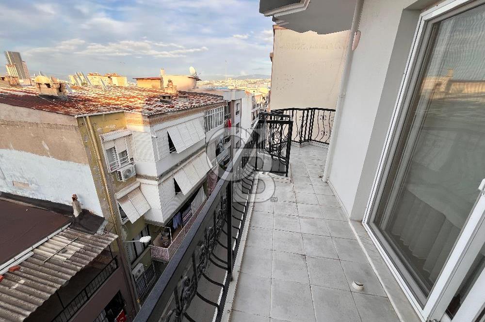 BALÇOVA EĞİTİM MAHALLESİNDE ORTA YAŞ MASRAFSIZ 3+1 SATILIK DAİRE