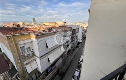 BALÇOVA EĞİTİM MAHALLESİNDE ORTA YAŞ MASRAFSIZ 3+1 SATILIK DAİRE