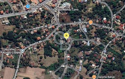 Mahalle içinde, merkezi konumda satılık arsa. İdeal fırsat.