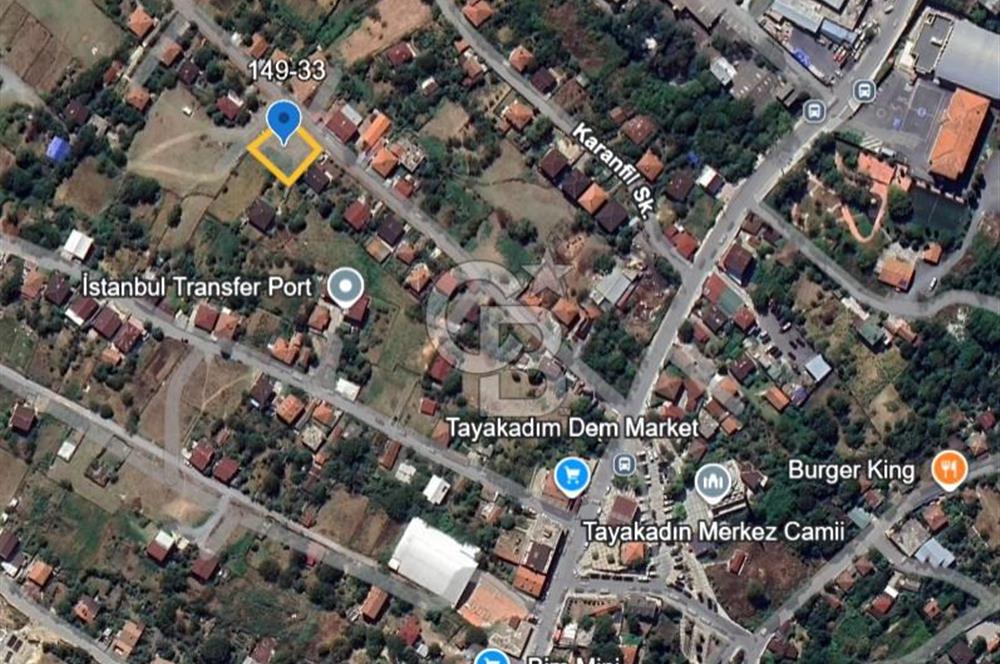 Mahalle içinde, Merkezi konumda satılık arsa. Arnavutköy Tayakadın