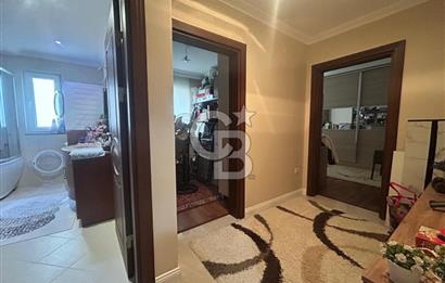 Sahil parselinde açık havuzlu ve kapalı garajlı binada 4+1daire