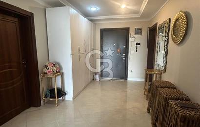 Sahil parselinde açık havuzlu ve kapalı garajlı binada 4+1daire