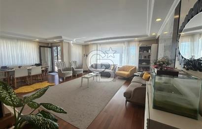 Sahil parselinde açık havuzlu ve kapalı garajlı binada 4+1daire