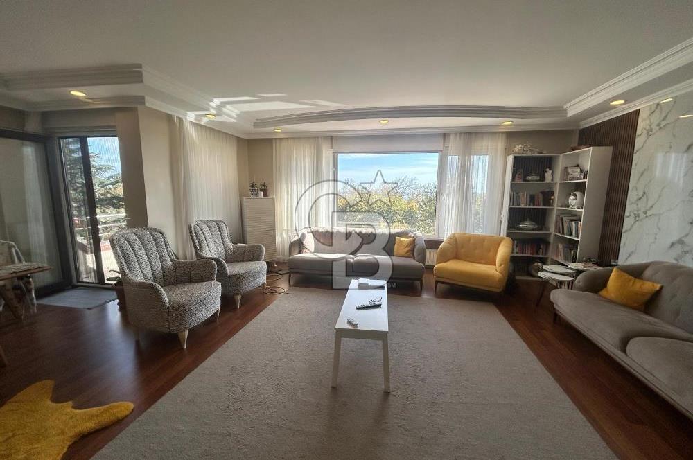 Sahil parselinde açık havuzlu ve kapalı garajlı binada 4+1daire