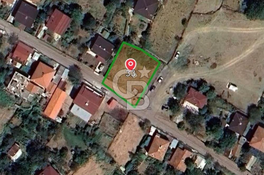 Mahalle içinde, Merkezi konumda satılık arsa. Arnavutköy Tayakadın