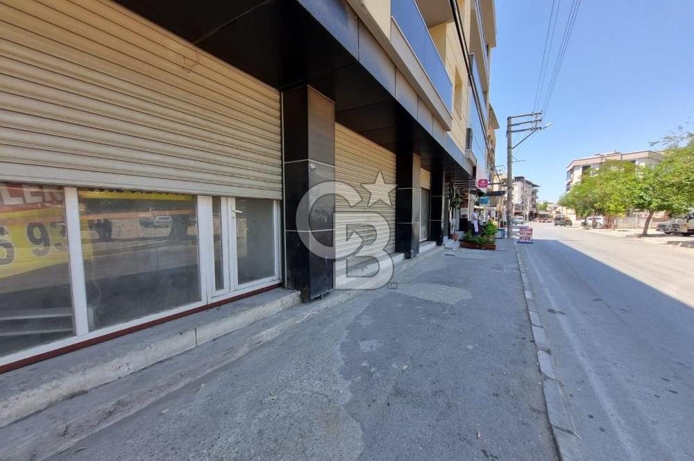 Bayraklı Emek Kubilay Caddesi Üzerin de 140m2 Satılık Dükkan