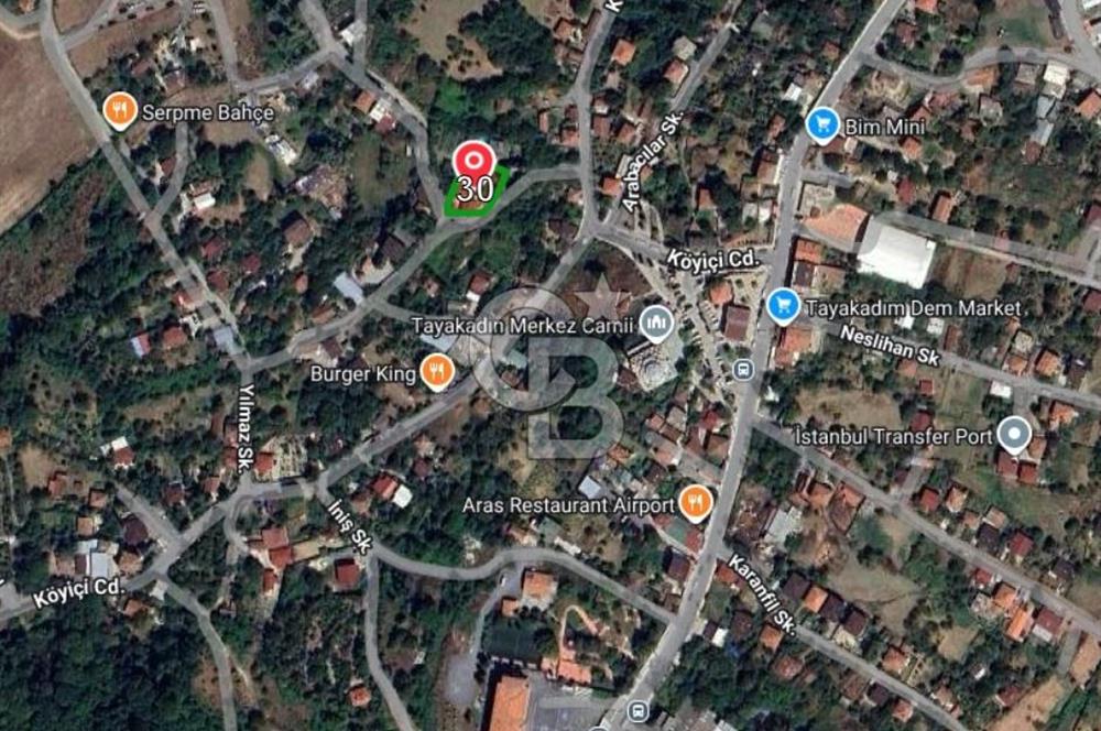 Mahalle içinde, merkezi konumda satılık arsa. İdeal fırsat.