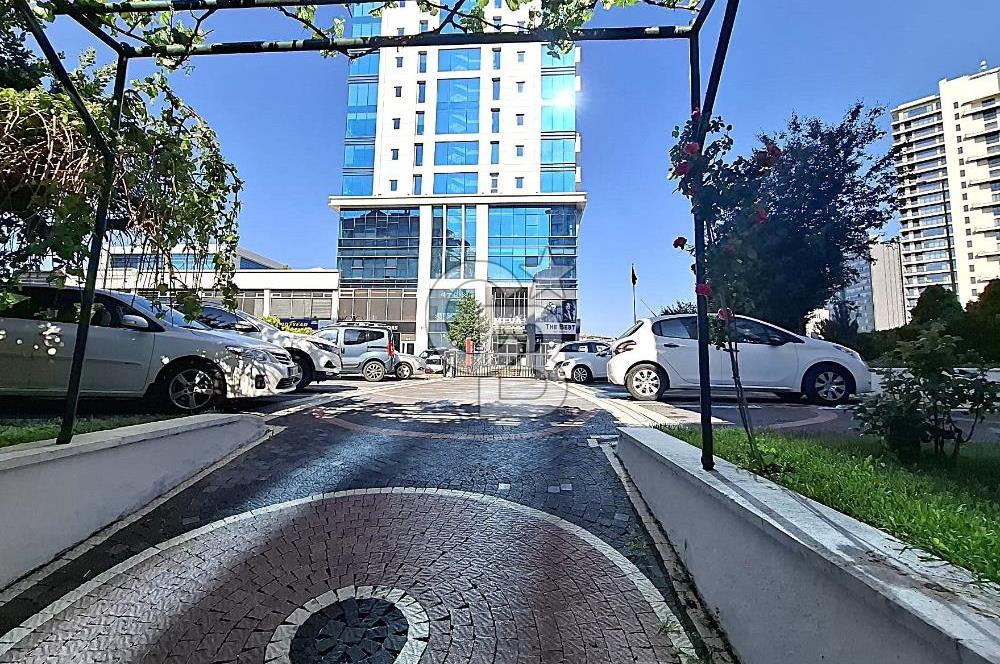 ÇUKURAMBAR – KIZILIRMAK MAH. EN GÜZEL NOKTASINDA, METROYA YÜRÜME MESAFESİNDE 4+1 KİRALIK DAİRE