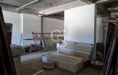 Bayraklı Emek Kubilay Caddesi Üzerin de 140m2 Satılık Dükkan