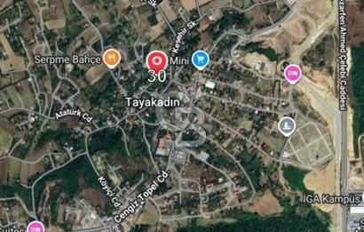 Mahalle içinde, merkezi konumda satılık arsa. İdeal fırsat.