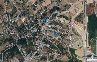 Mahalle içinde, Merkezi konumda satılık arsa. Arnavutköy Tayakadın