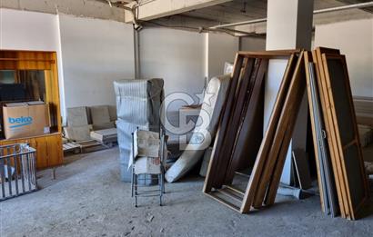 Bayraklı Emek Kubilay Caddesi Üzerin de 140m2 Satılık Dükkan