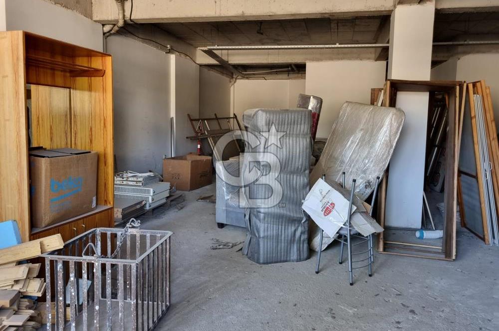 Bayraklı Emek Kubilay Caddesi Üzerin de 140m2 Satılık Dükkan