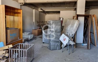 Bayraklı Emek Kubilay Caddesi Üzerin de 140m2 Satılık Dükkan