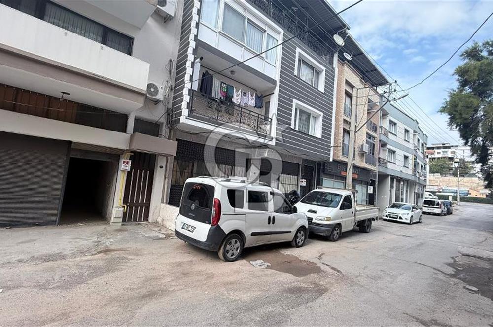 Çiğli Ata Sanayi Bölgesinde Satılık Dükkan