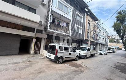 Çiğli Ata Sanayi Bölgesinde Satılık Dükkan