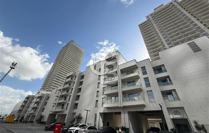 Megapol İzmir' de Yüksek Şerefiyeli, Deniz Manzaralı 3+1