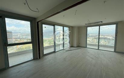 Megapol İzmir' de Yüksek Şerefiyeli, Deniz Manzaralı 3+1