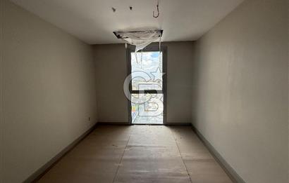 Megapol İzmir' de Yüksek Şerefiyeli, Deniz Manzaralı 3+1