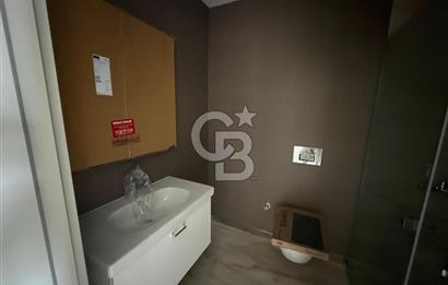 Megapol İzmir' de Yüksek Şerefiyeli, Deniz Manzaralı 3+1