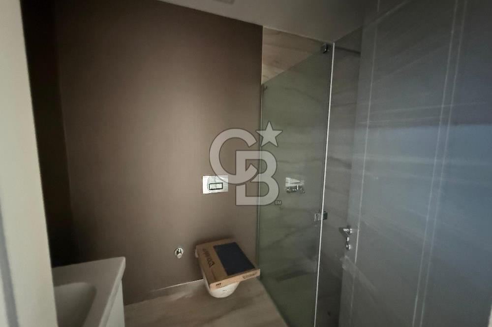 Megapol İzmir' de Yüksek Şerefiyeli, Deniz Manzaralı 3+1