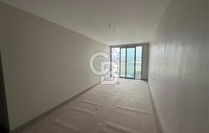 Megapol İzmir' de Yüksek Şerefiyeli, Deniz Manzaralı 3+1