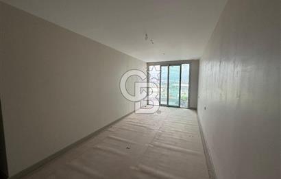 Megapol İzmir' de Yüksek Şerefiyeli, Deniz Manzaralı 3+1