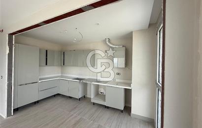 Megapol İzmir' de Yüksek Şerefiyeli, Deniz Manzaralı 3+1