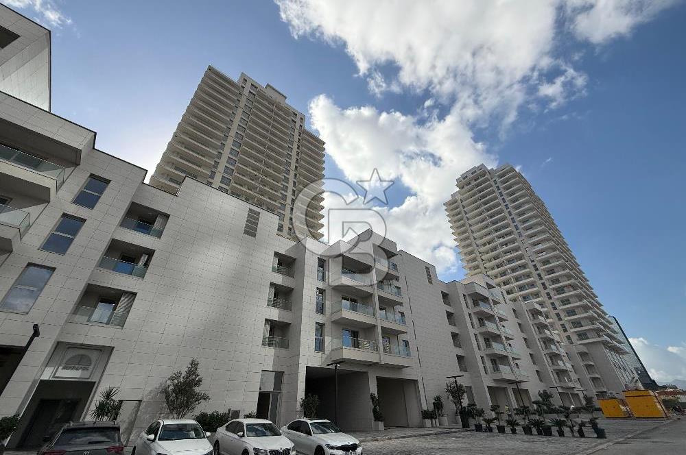 Megapol İzmir' de Yüksek Şerefiyeli, Deniz Manzaralı 3+1