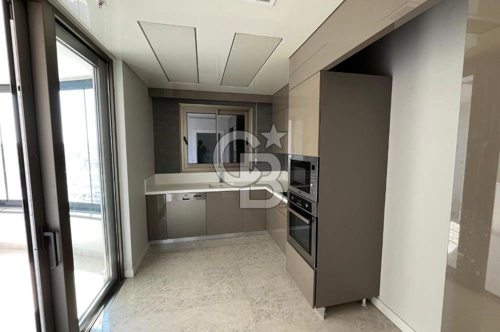 KARŞIYAKA AYPARK REZİDANS'TA 3+1 SATILIK DAİRE