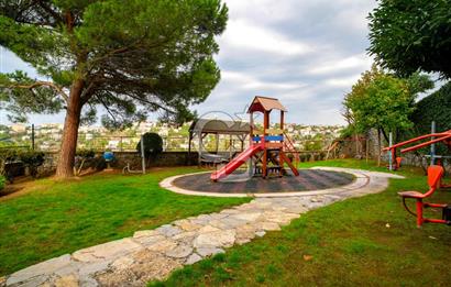 Üsküdar Çengelköy Karmen Sitesi satılık 3+1 Daire