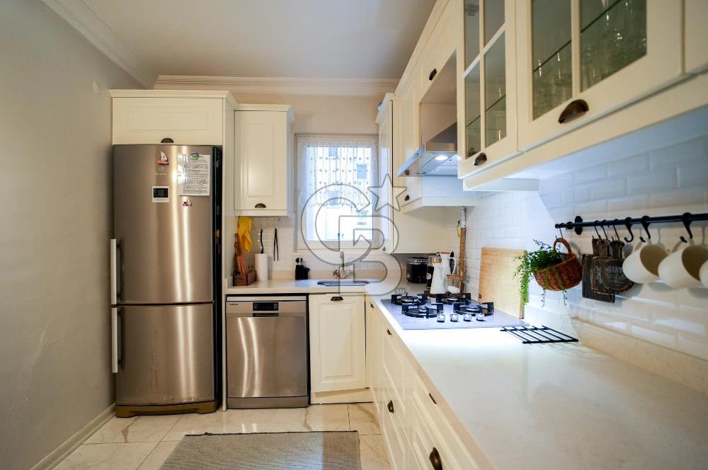 Üsküdar Çengelköy Karmen Sitesi satılık 3+1 Daire