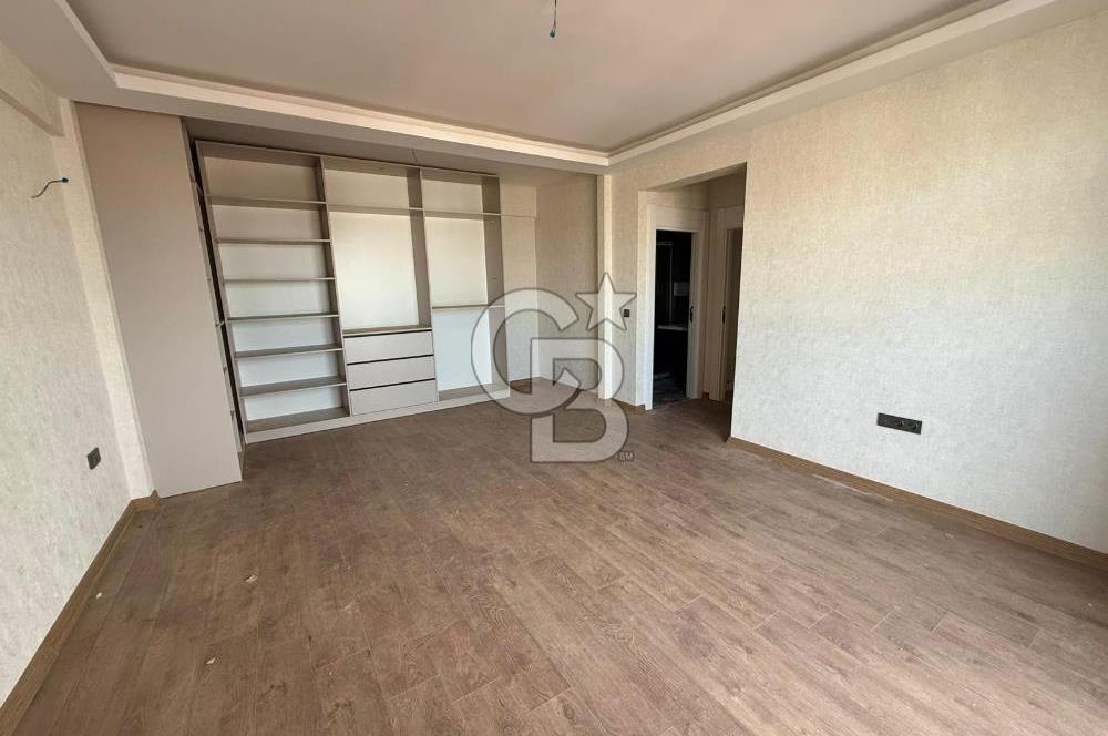 PAMUKLARDA CADDE YANI ÖNÜ AÇIK MANZARALI SIFIR 3+1 LÜX DAİRE
