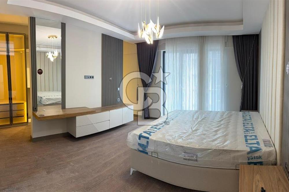 OVACIK MERKEZDE BULVAR ÜZERİ LÜX YAPILI NET 210 M2 4+1 DAİRE