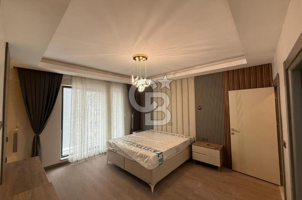OVACIK MERKEZDE BULVAR ÜZERİ LÜX YAPILI NET 210 M2 4+1 DAİRE