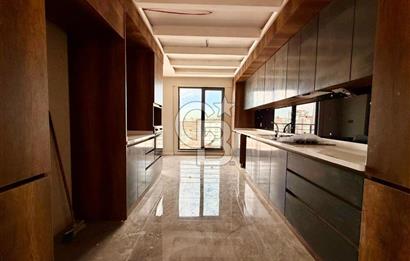 PAMUKLARDA CADDE YANI ÖNÜ AÇIK MANZARALI SIFIR 3+1 LÜX DAİRE